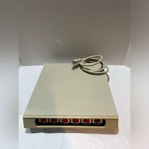 5 Outlets Transient Voltage Surge Suppressors, Computer Power Controller. PC-006